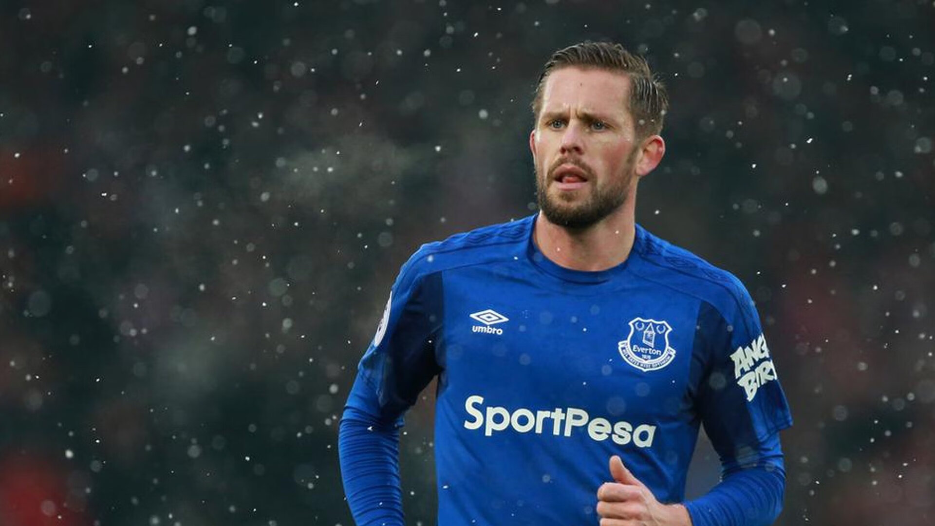 教练换人策略再受质疑，换教练会不会被原来的教练骂